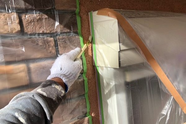 千葉県習志野市　外壁塗装　付帯部塗装　雨戸　下地処理　オートンイクシード