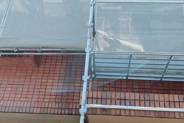 千葉県鎌ケ谷市　外壁塗装　屋根塗装　こんな営業には要注意　足場設置