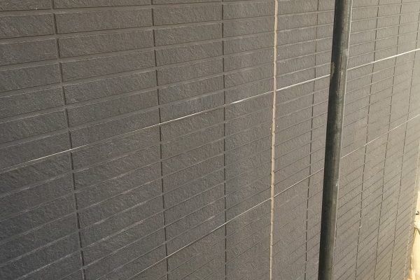 千葉県白井市　外壁塗装　屋根塗装　コーキング打ち替え工事　ひび割れ補修　目荒らし
