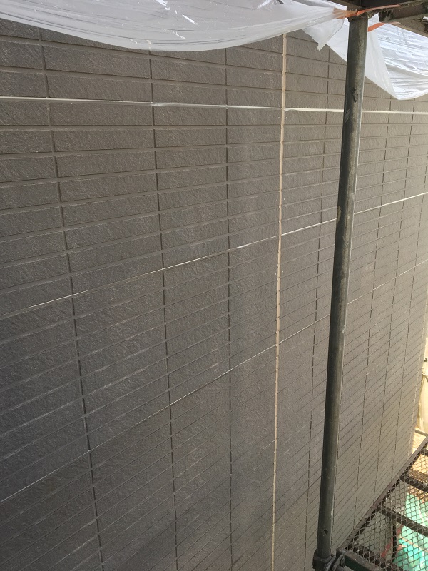 千葉県白井市　外壁塗装　屋根塗装　コーキング打ち替え工事　ひび割れ補修　目荒らし