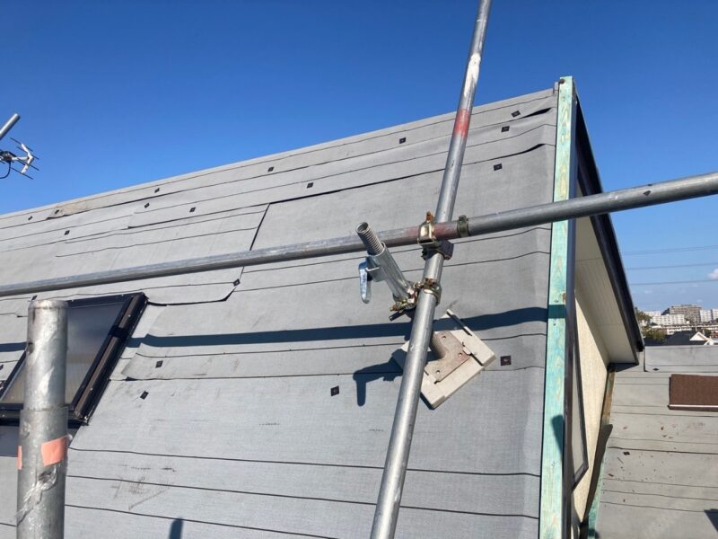 千葉県船橋市　F様邸　屋根カバー工事・外壁塗装工事　急勾配屋根は屋根足場が必要です