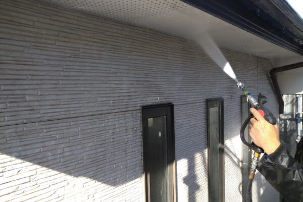 千葉県船橋市　S様邸　外壁塗装工事　塗装工事の高圧洗浄はいつするの？