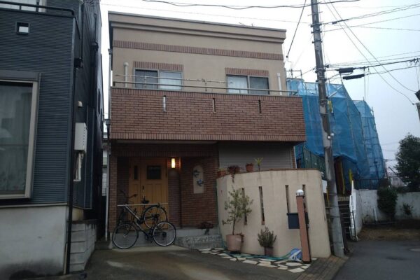 千葉県船橋市　S様邸　屋根・外壁塗装工事　施工前　汚れや色ムラは塗装のサイン！