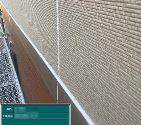 千葉県船橋市　N様邸　外壁塗装工事　幕板のコーキング工事