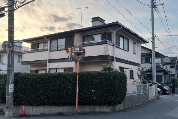 千葉県船橋市高野台 T様邸 外壁塗装工事・屋根重ね葺き（カバー工法）工事「家のことをよく考えて工事の提案をしてくれました。丁寧に工事をしてくださりありがとうございます」